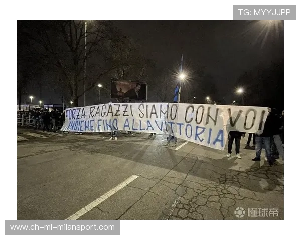 主场气氛激昂球迷助威球队逆风翻盘稳稳取胜 主场气氛激昂球迷助威球队逆风翻盘稳稳取胜