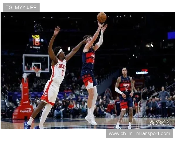 火箭三分雨倾盆:篮球场上的一场视觉盛宴 火箭三分雨倾盆:篮球场上的一场视觉盛宴