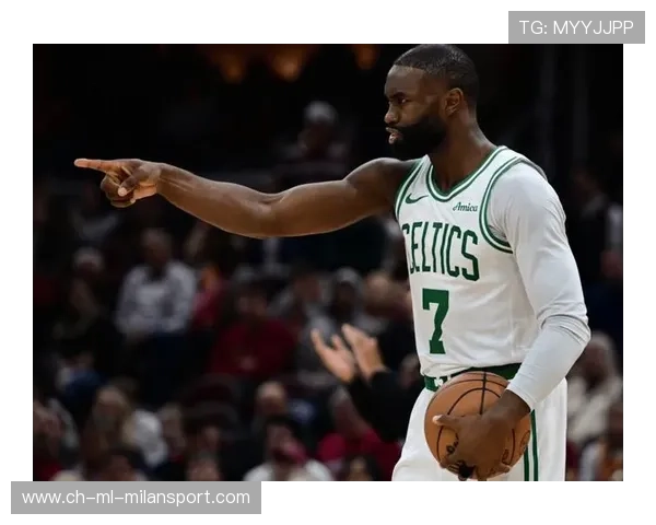 布朗持续高效,凯尔特人突破对手防线,掀起新篇章 布朗持续高效,凯尔特人突破对手防线,掀起新篇章