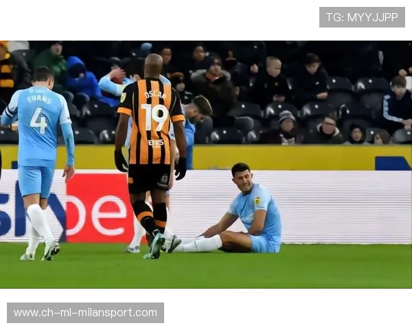 桑德兰内部对抗中克拉克连续强势持球