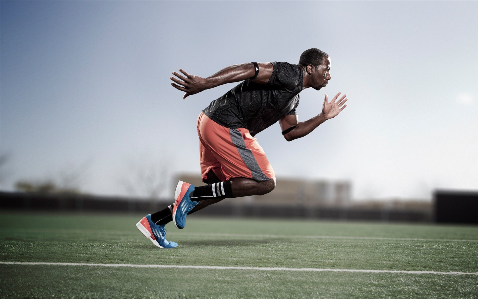 “华金·托比利亚的反击战术与精准判断，帮助阿根廷美洲狮队建立优势”